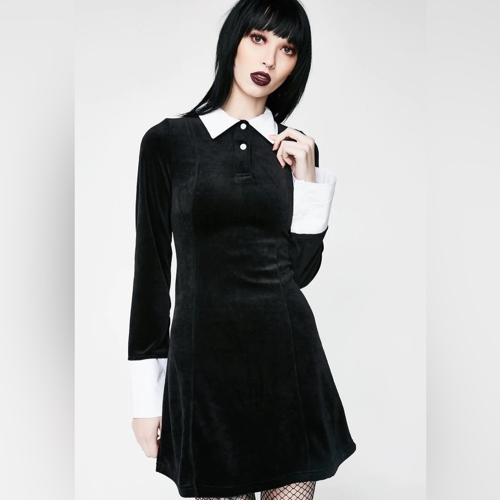 *sold* Killstar Wednesday Addams White Collar Velvet Medium Dress
